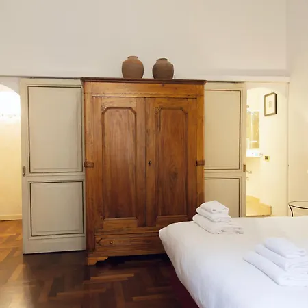 La Dolce Silla - Al Vaticano,via Silla 91