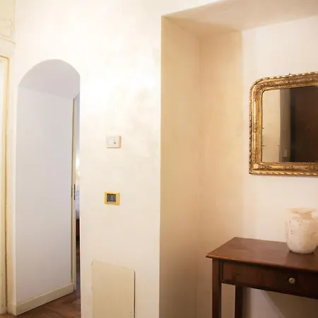 La Dolce Silla - Al Vaticano,via Silla 91 Apartment